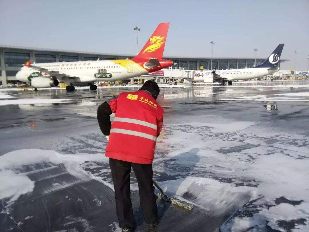 津市市机场保洁